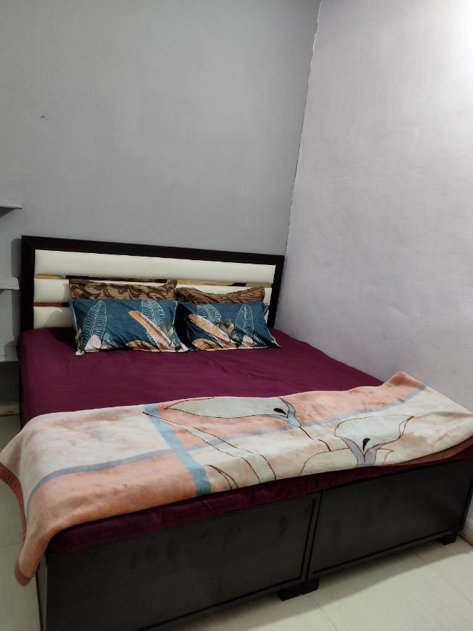 Kalpeshwar Homestay Ujjain Ngoại thất bức ảnh