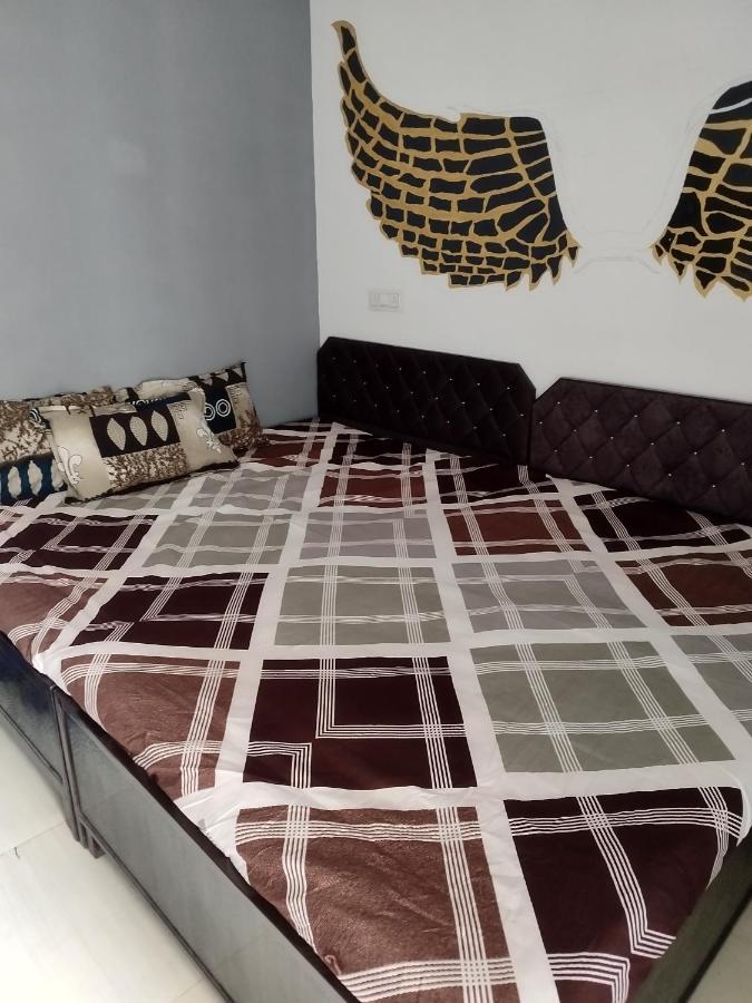 Kalpeshwar Homestay Ujjain Ngoại thất bức ảnh